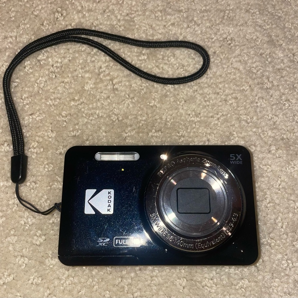 Black Kodak PixPro Fz55